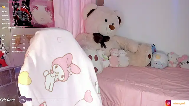 mia angel  online show from December 23, 10:44 pm