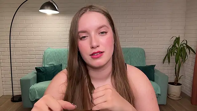 EvaMaddison online show from October 30, 7:54 am