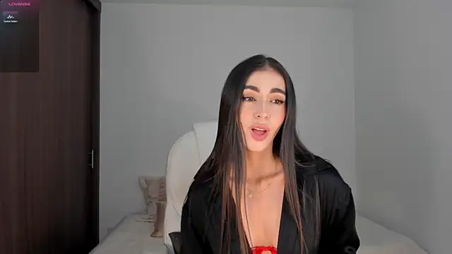 Snapshot of RebeccaBaxter chatting on February 27, 11:48 pm RebeccaBaxter online show from February 27, 11:48 pm