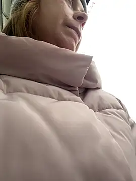 BrookeEvans online show from March 6, 7:36 am