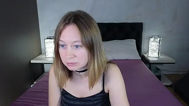 BrookeEvans online show from September 23, 9:07 pm