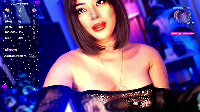 Snapshot of Thalia_Cambridge chatting on October 19, 10:21 pm Thalia Cambridge online show from October 19, 10:21 pm