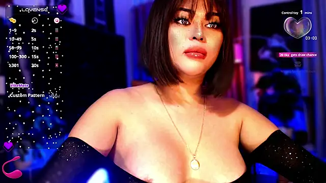 Thalia Cambridge online show from November 6, 8:10 pm