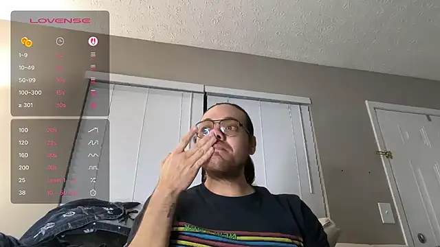 Snapshot of lucasgalacticman chatting on October 13, 11:16 pm lucasgalacticman online show from October 13, 11:16 pm