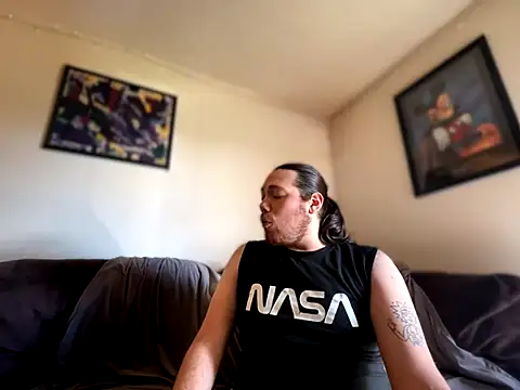 lucasgalacticman online show from November 28, 3:47 pm