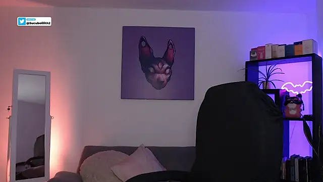 S Lilith  online show from November 9, 11:14 pm