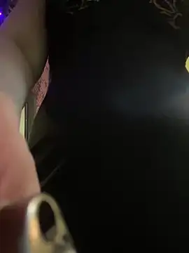 Snapshot of Mistimoon chatting on March 15, 6:03 am Mistimoon online show from March 15, 6:03 am