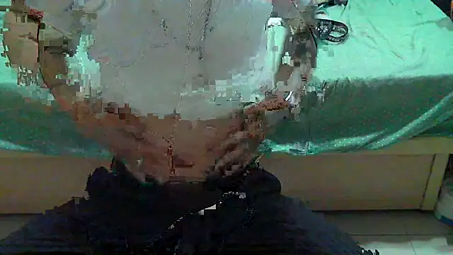 Snapshot of hifunbb1069tw chatting on May 5, 1:52 pm hifunbb1069tw online show from May 5, 1:52 pm