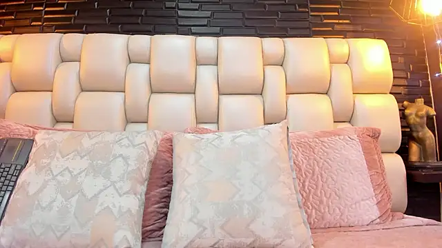 Salo Heaven online show from February 12, 1:39 pm