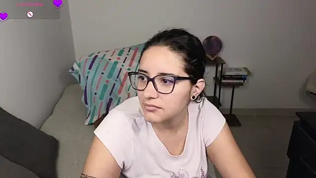 blue  moon  online show from March 16, 1:33 am