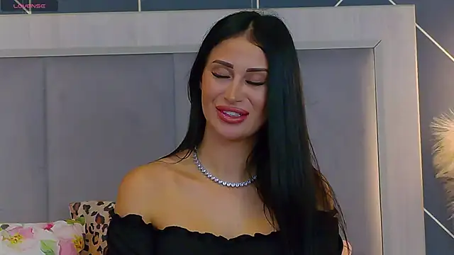 EmyLaveau online show from November 20, 6:35 am