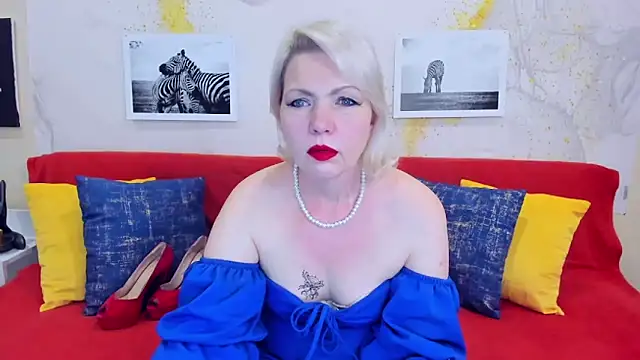 BeautyName online show from February 9, 8:13 pm