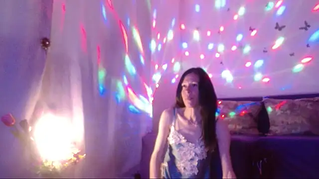 ElysaSun online show from May 17, 4:58 pm