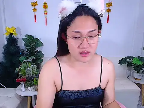 plysaithailand online show from February 28, 1:45 pm