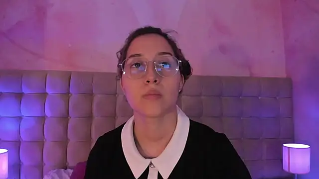 Abby Sweet1  online show from October 4, 7:34 pm