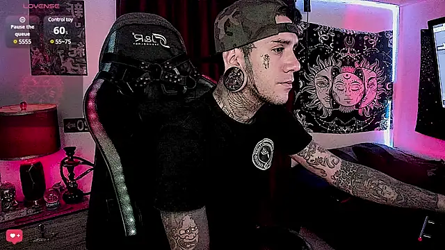 Snapshot of josh__ackerman chatting on January 4, 11:22 am josh ackerman online show from January 4, 11:22 am