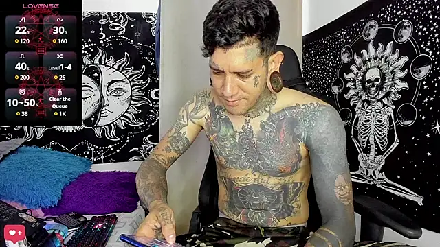 Snapshot of josh__ackerman chatting on January 15, 6:40 pm josh ackerman online show from January 15, 6:40 pm