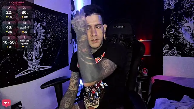 Snapshot of josh__ackerman chatting on February 23, 12:08 am josh ackerman online show from February 23, 12:08 am