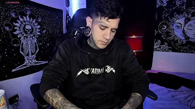 Snapshot of josh__ackerman chatting on March 2, 2:30 am josh ackerman online show from March 2, 2:30 am