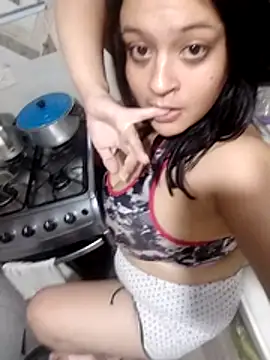 NatashaaBerry online show from June 28, 4:51 am