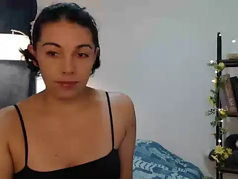 camii 7 online show from February 5, 7:42 pm