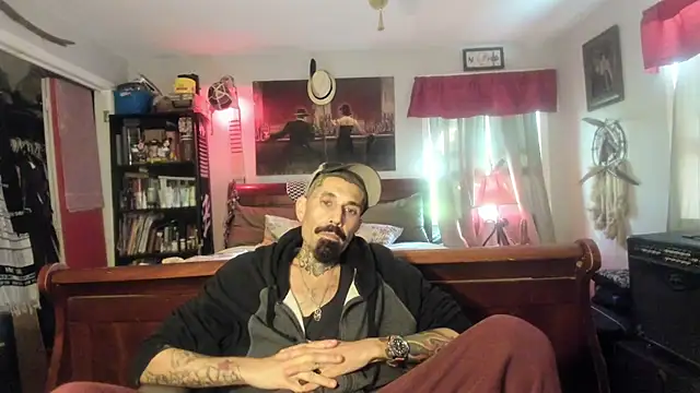 Snapshot of ChuckFelch chatting on July 23, 10:29 pm ChuckFelch online show from July 23, 10:29 pm