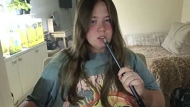 Snapshot of remirann_ chatting on September 20, 5:25 pm remirann online show from September 20, 5:25 pm