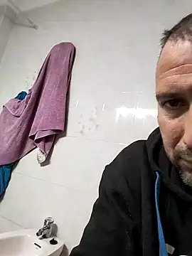 juandi21cm online show from February 9, 4:07 pm