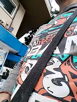 juandi21cm online show from March 3, 3:09 pm