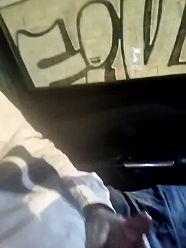 juandi21cm online show from December 18, 6:14 pm