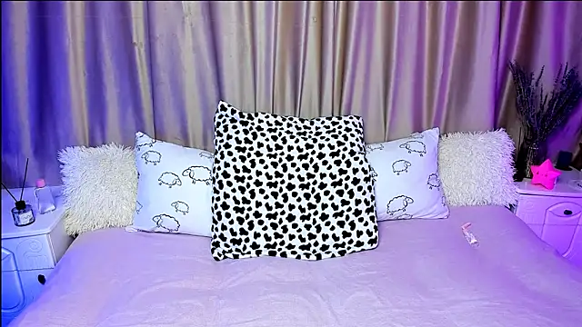 LilyStarlight online show from September 21, 3:41 am