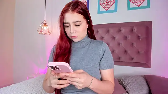 Marie Castelzc online show from March 8, 11:58 am