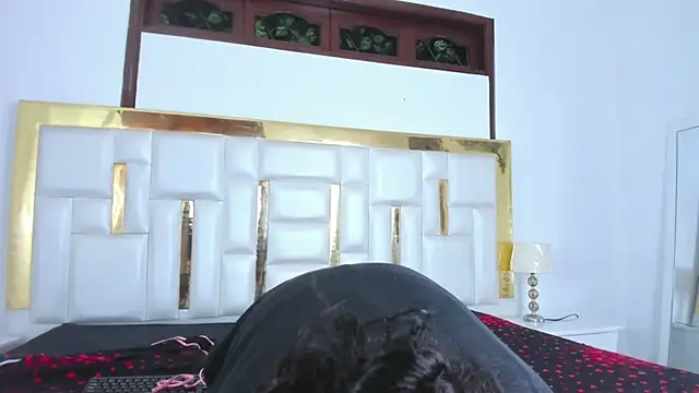 Kylieandjhonny online show from February 15, 6:23 pm