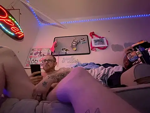 Snapshot of WhiteChocalate_69 chatting on January 9, 10:31 am WhiteChocalate 69 online show from January 9, 10:31 am