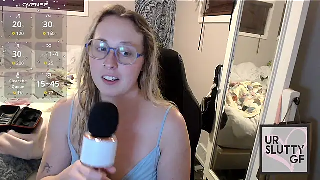 ursluttygf online show from December 29, 3:22 am