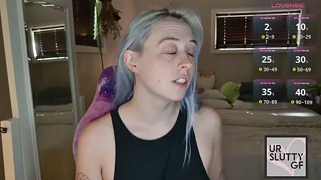 ursluttygf online show from June 28, 3:18 pm