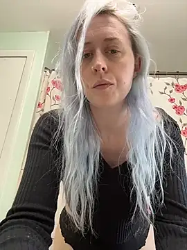 ursluttygf online show from July 18, 7:17 pm