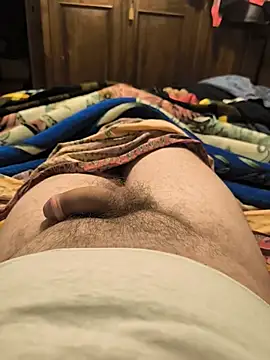 Snapshot of manuel9428 chatting on July 23, 11:57 pm manuel9428 online show from July 23, 11:57 pm