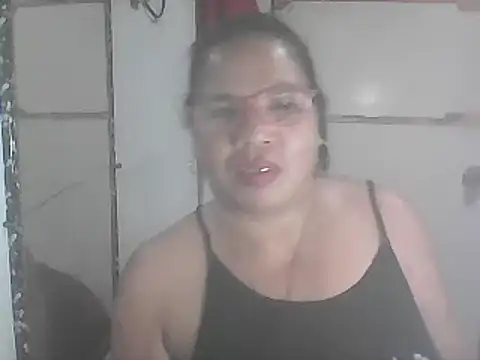 hotwet mama4uxx online show from February 11, 4:56 pm