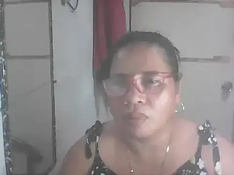 hotwet mama4uxx online show from February 23, 3:29 pm