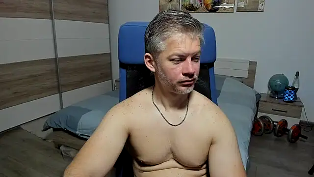 RobbyShawz online show from June 17, 4:26 am