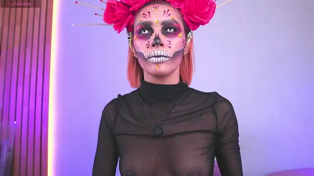 Snapshot of mia-reeves chatting on October 31, 8:43 pm mia-reeves online show from October 31, 8:43 pm