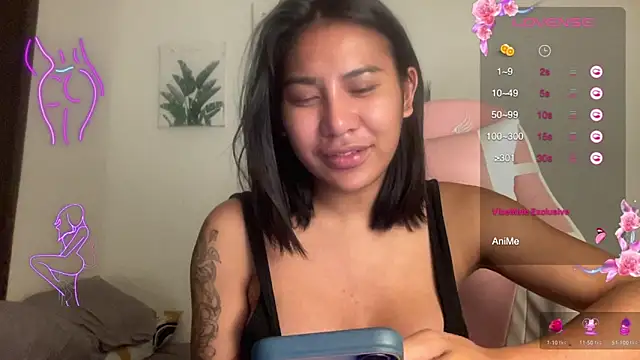 Snapshot of Alaia_Pope chatting on February 11, 1:21 am Alaia Pope online show from February 11, 1:21 am