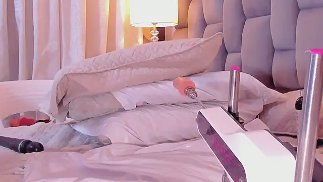 Rianamanson online show from February 21, 10:39 am