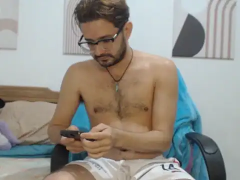 Snapshot of peterannaud chatting on November 16, 12:00 pm peterannaud online show from November 16, 12:00 pm