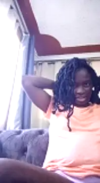 Snapshot of _cutemelania chatting on February 2, 2:34 pm cutemelania online show from February 2, 2:34 pm