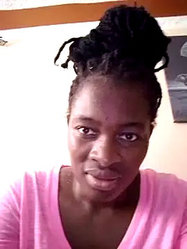 Snapshot of _cutemelania chatting on February 9, 11:47 am cutemelania online show from February 9, 11:47 am