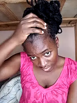 Snapshot of _cutemelania chatting on March 8, 9:50 am cutemelania online show from March 8, 9:50 am