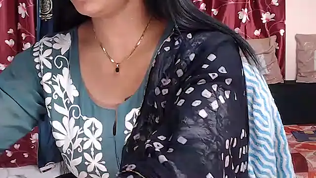 Naiaa-mylove online show from June 24, 6:34 am