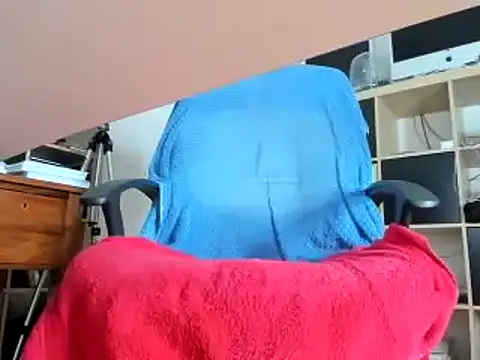 leccaleccafiga online show from February 5, 8:04 pm